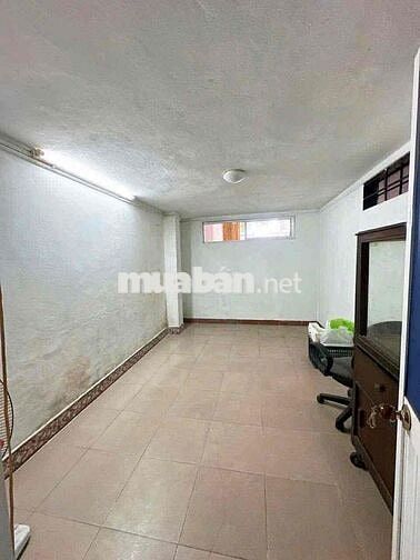 Cho thuê nhà 2 tầng mặt tiền Nguyễn Tất Thành, Thanh Khê