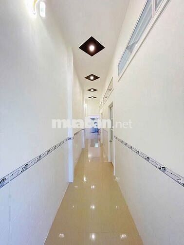 Bán gấp căn nhà mới ở ngay Đ. Lộc Du , Trảng Bàng 138m2 SHR giá 138tr
