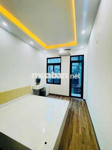 CHÍNH CHỦ BÁN CĂN NGHI TÀM - TÂY HỒ 30m,4 tầng,mt 5.5 - GIÁ : 5.9ty