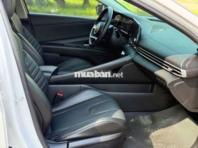 Hyundai Elantra 2022 1.6 AT Đặc biệt - 36000 km