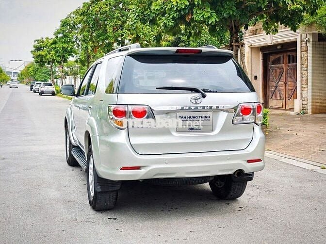 Toyota Fortuner 2.5G MT số sàn sản xuất 2013