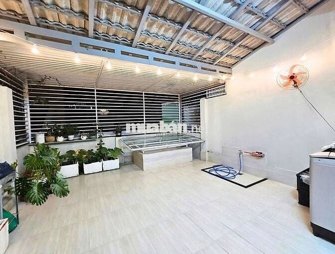 CHO THUÊ NHÀ 4 PN FULL NỘI THẤT KHU VĨNH HẢI GIÁ 18 TRIỆU