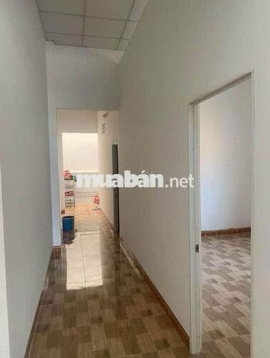 Bán Gấp nhà nhỏ 81m2 Giá 790tr SHR đầy đủ Cách BVXA 2km. Gọi Gấp Đi !