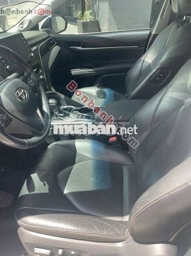 Toyota Camry 2.5Q 2021