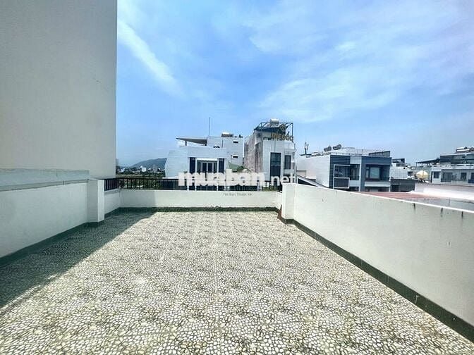 CHO THUÊ NHÀ KINH DOANH 4 TẦNG 6 PHÒNG NGỦ KĐT ACC VƯỜN XOÀI