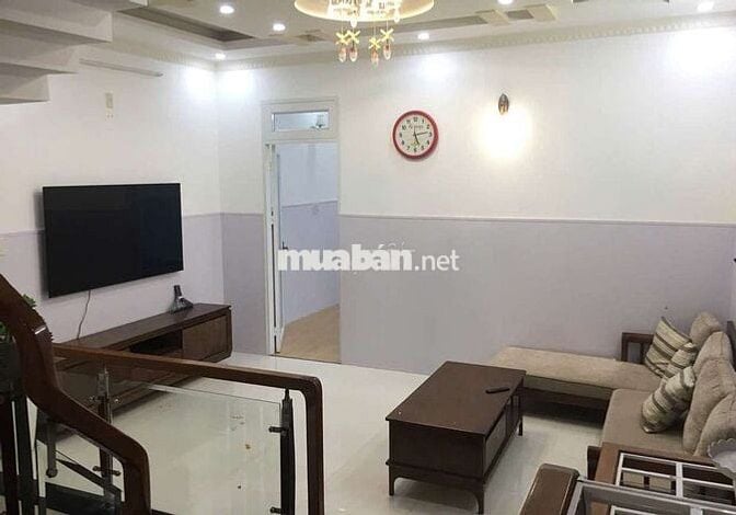 NHÀ 3 TẦNG, 3PN, PHÙNG CHÍ KIÊN, FULL NỘI THẤT, GẦN BIỂN