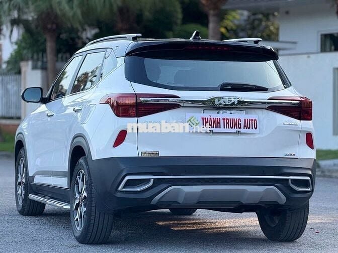 Kia Seltos 2022 Premium 1.6 AT - 17000 km