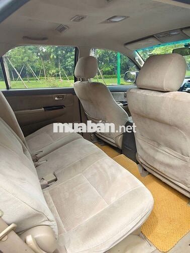 Toyota Fortuner 2.5G MT số sàn sản xuất 2013