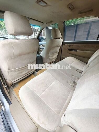 Toyota Fortuner 2.5G MT số sàn sản xuất 2013