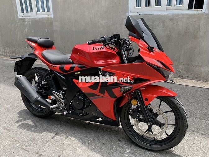 GSX - R150 xe côn tay màu đỏ đen 2022 mới 90%
