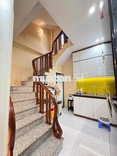 Siêu Phẩm Phú Diễn 40m2 - 5 Tầng - Gần Phố - Tiện Ích - Giá 6,5 Tỷ