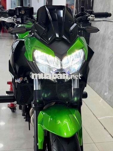 📍 KAWASAKI Z650 2020