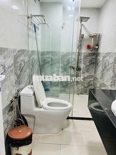 NHÀ MẶT TIỀN 3 TẦNG, NGAY KDC HIM LAM PHÚ ĐÔNG, GẦN PHẠM VĂN ĐỒNG