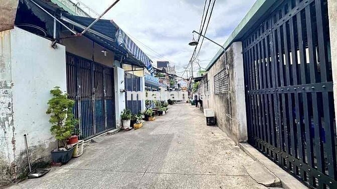 NHÀ NGANG 5,5m CHỈ 4,5 TỶ NGAY CHỢ TÂN THỚI NHẤT 8 DT 70M2