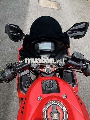 GSX - R150 xe côn tay màu đỏ đen 2022 mới 90%