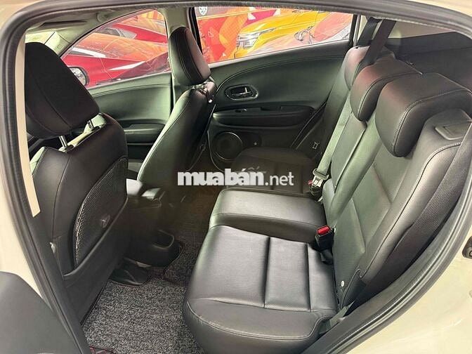 Honda HR-V 2019 L - 61000 km một chủ dùng