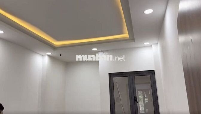 Cho Thuê nhà nguyên căn 6 tầng có T.Máy, ML mặt tiền đường 3/2 Quận 11