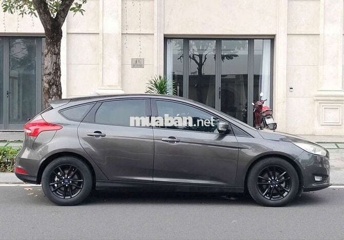 Ford Focus 2016 Trend 1.6 AT Hatchback - 880000 km