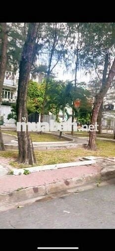 cần đáo hạng bán gấp nhà ngay trung tâm khu tên lửa 4x18 3,5 tấm 9 tỷ