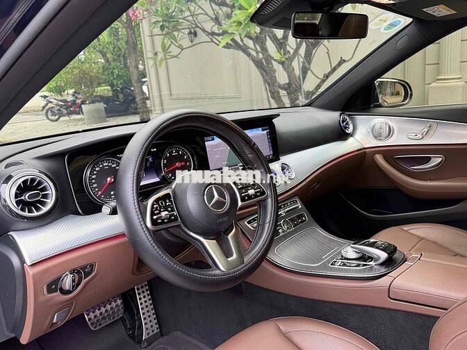 Mercedes E200 Sport model 20 siêu đẹp
