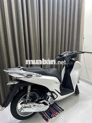 SH 125ABS siêu lươt 200 km bao bắm biển mới 84,5 t