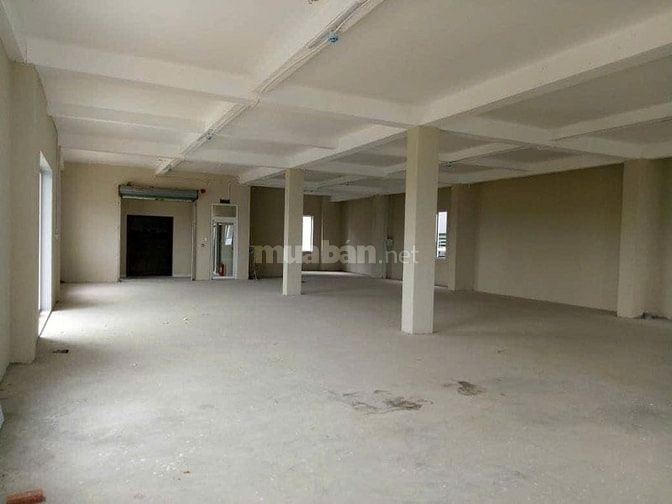 Bán kho xưởng 2.600m² tại KCN Hiệp Phước, Nhà Bè , đã có sổ, giá 33 tỷ