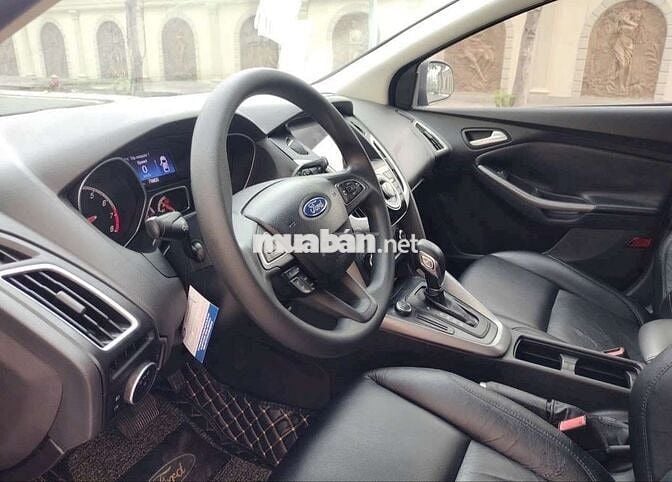 Ford Focus 2016 Trend 1.6 AT Hatchback - 880000 km