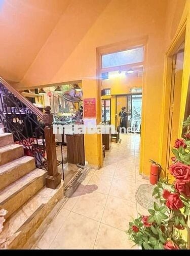Tôi cần bán nhà mặt phố Nghĩa Đô 4tầng mặt tiền 6,5