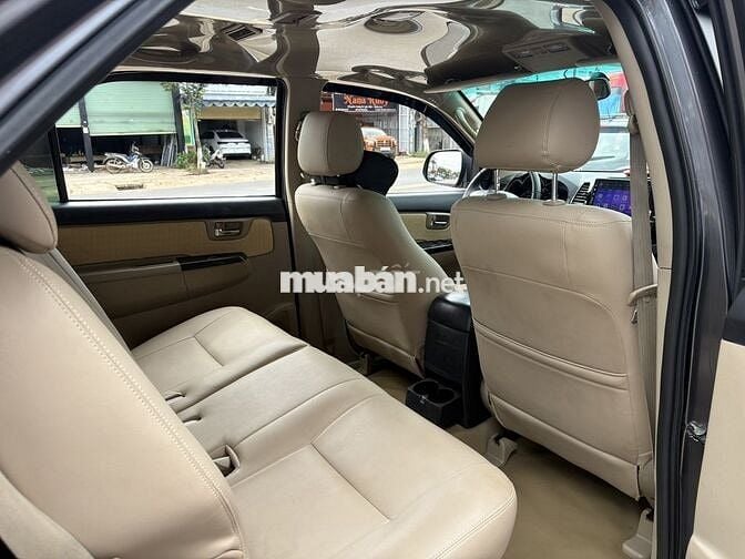 Toyota Fortuner 2015 2.5G - 121000 km