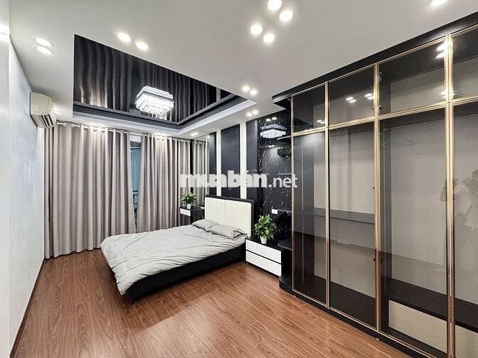 Bán nhà sát cầu Lủ, ô tô đỗ cửa, full nội thất giá 8,3 tỷ thương lượng