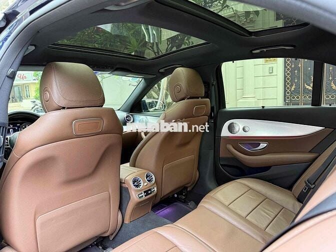 Mercedes E200 Sport model 20 siêu đẹp