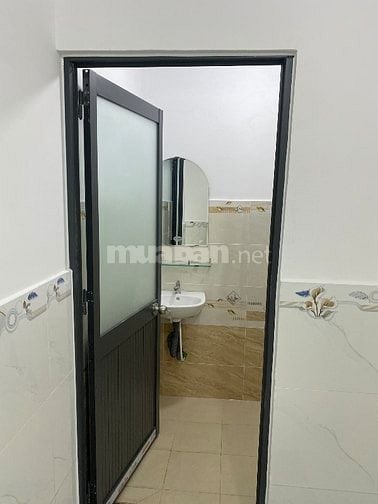 Bán nhà 36m2 đúc lửng 2p ngủ nhà đẹp vô ở liền 1,280t