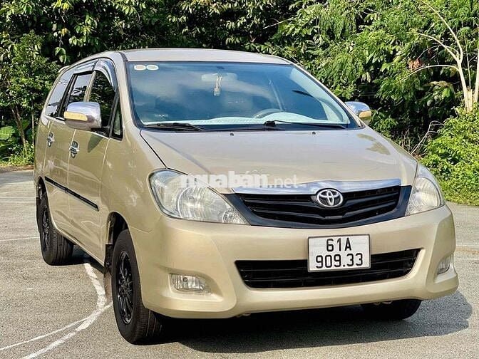 Toyota Innova 2006
