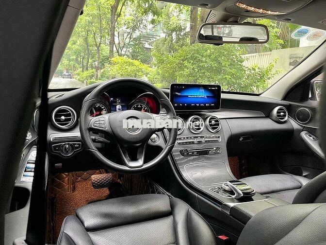 Mercedes Benz C200 2017 Trắng - 75000 km