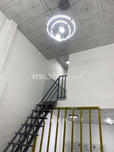 Bán nhà 36m2 đúc lửng 2p ngủ nhà đẹp vô ở liền 1,280t