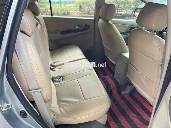 Toyota Innova 2013 2.0G  tự động - 150000 km