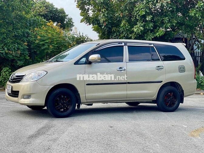 Toyota Innova 2006