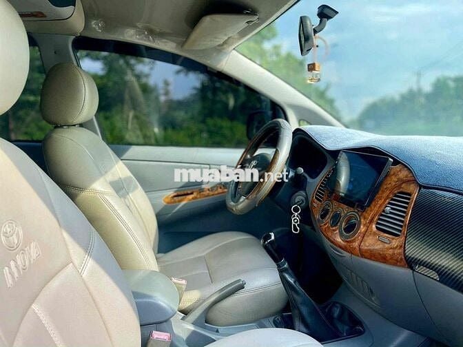 Toyota Innova 2006