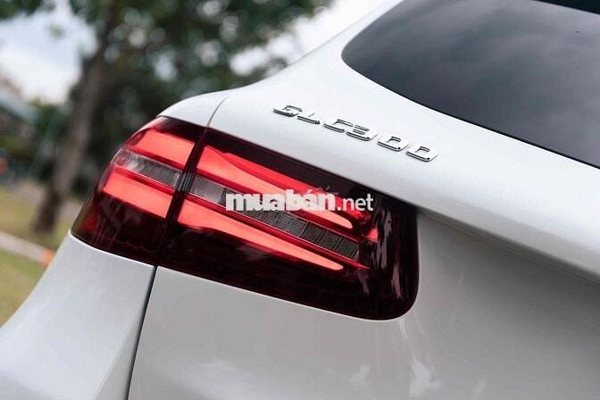 Mercedes GLC300 4MATIC 2018 - 1 Chủ