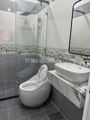 CƠ HỘI VÀNG-SỞ HỮU NHÀ ĐẸP, GIÁ TỐT-3,43 TỶ-NGUYẼN KHUYẾN, BÌNH THẠNH