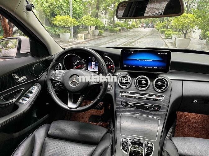 Mercedes Benz C200 2017 Trắng - 75000 km