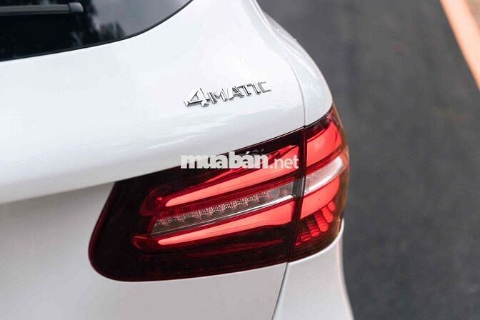 Mercedes GLC300 4MATIC 2018 - 1 Chủ