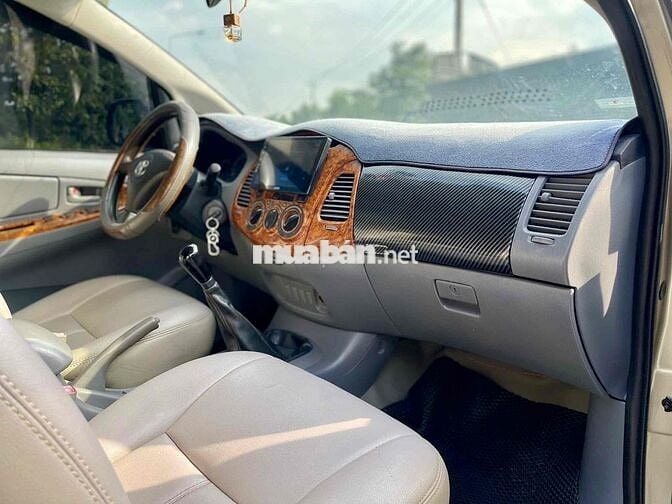 Toyota Innova 2006