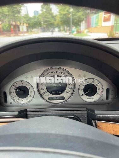 Mercedes Benz E Class 2008 E200 - 135000 km