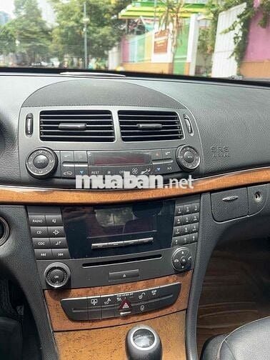 Mercedes Benz E Class 2008 E200 - 135000 km