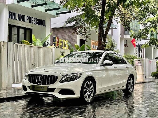 Mercedes Benz C200 2017 Trắng - 75000 km