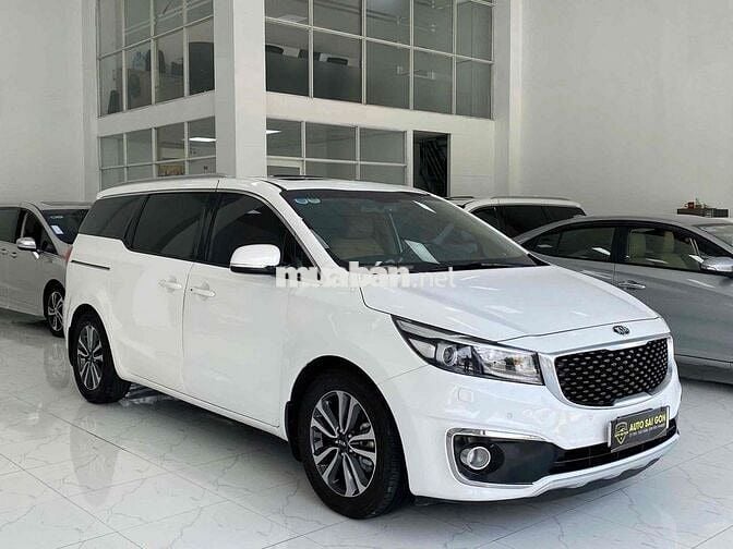 Kia Sedona 2018 3.3L GATH - 90000 km