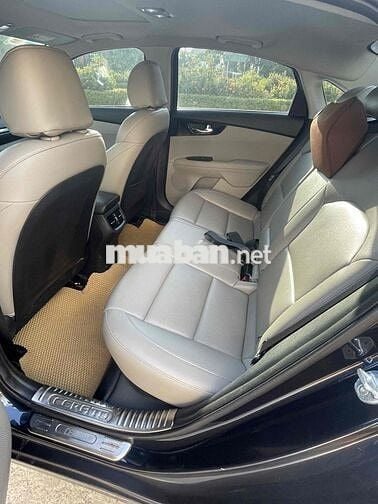 Kia Cerato 2021 1.6 AT LUXURY - 47000 km