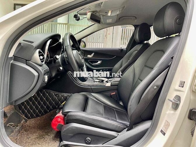 Mercedes Benz C200 2017 Trắng - 75000 km