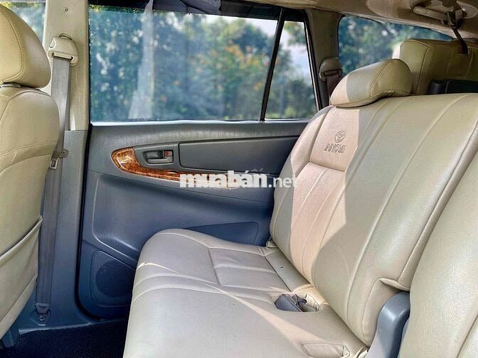 Toyota Innova 2006